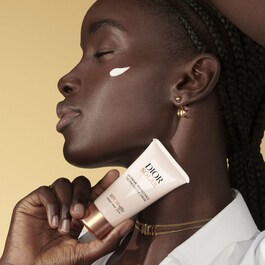 Solar The Protective Creme SPF50 - Güneş Koruyucu Yüz Kremi