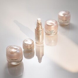 Benefiance - Kırışıklık Düzeltici Yaşlanma Karşıtı Gündüz Kremi SPF25