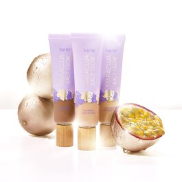 Maracuja Juicy Glow Skin Tint - Fondöten