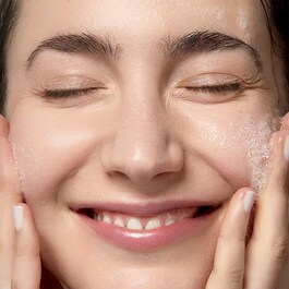 Soy Face Cleanser - Soya İçerikli Yüz Temizleme Jeli