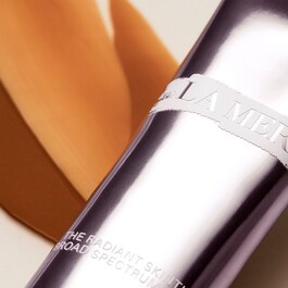 The Radiant Skintint SPF30 - Renkli Güneş Koruyucu Krem