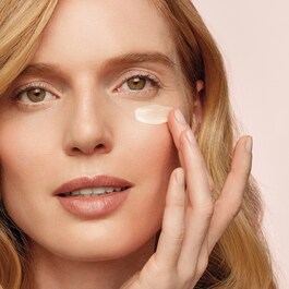 Benefiance Wrinkle Smoothing Eye Cream - Göz Çevresi Kremi