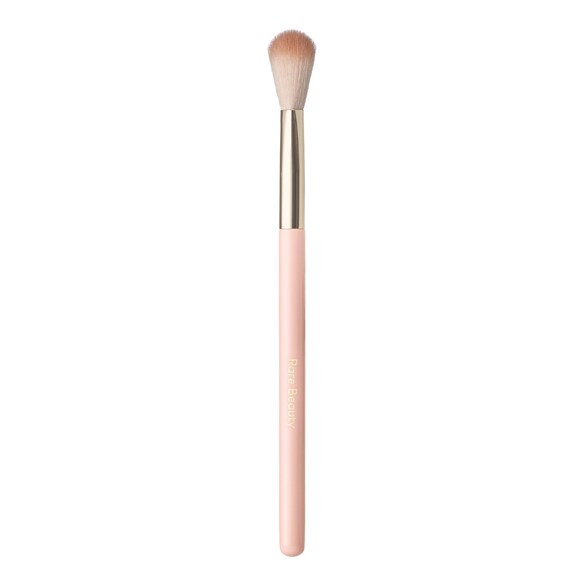 Positive Light Silky Touch Precision - Aydınlatıcı Fırçası, RARE BEAUTY