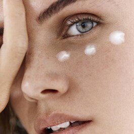 Lotus Youth Preserve Eye Cream - Kırışıklık Giderici Göz Kremi