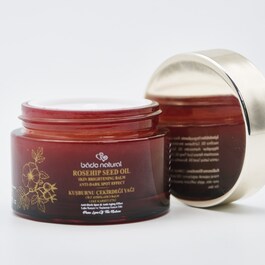 Kuşburnu Leke Karşıtı Günlük Nemlendirici Balm-Aydınlatıcı ve Yenileyici