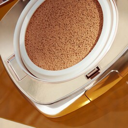 The Luminous Lifting Cushion SPF20 - Fondöten