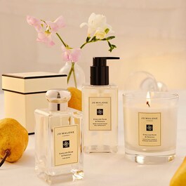 English Pear & Freesia - El Vücut Losyonu