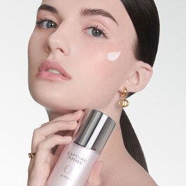CAPTURE TOTALE - Yaşlanma Karşıtı Serum