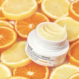 Aqua bomb parlaklık veren C vitamini kremi