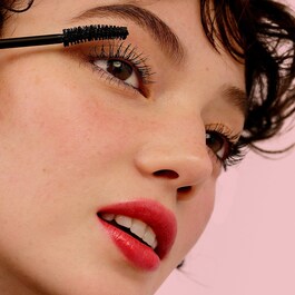 Fan Fest Mascara - Hacim, Lifting ve Volume Etkili Maskara