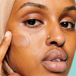 The POREfessional Smooth Sip - Gözenek Pürüzsüzleştirici Yüz Nemlendirici