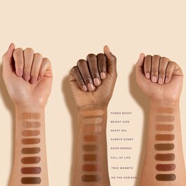 Warm Wishes Effortless Bronzer - Krem Bronzlaştırıcı
