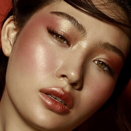BLOOM FACE GLOW PALETTE - Aydınlatıcı ve Allık Paleti 