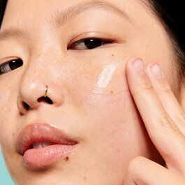 The POREfessional Smooth Sip - Gözenek Pürüzsüzleştirici Yüz Nemlendirici