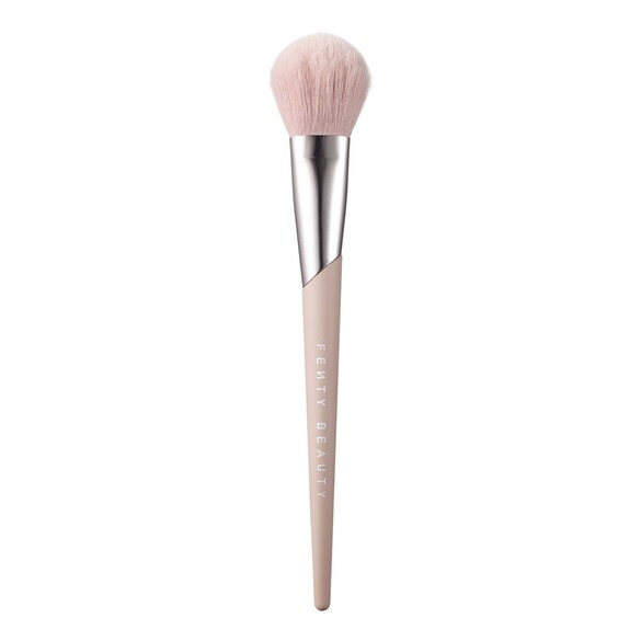 Sculpting Bronzer Brush - Bronzlaştırıcı Fırçası, FENTY BEAUTY