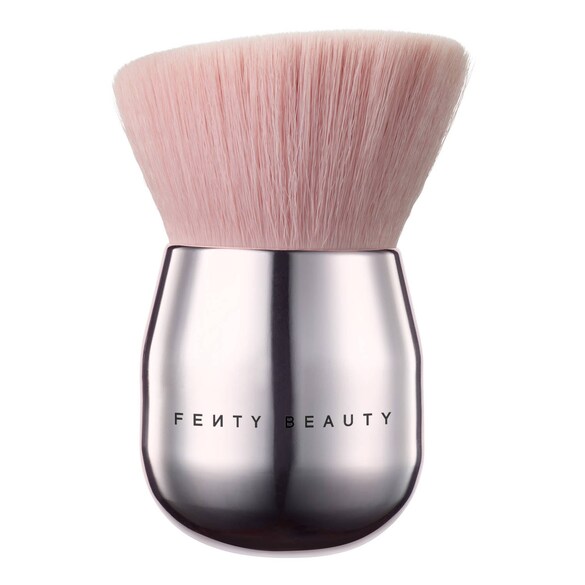 Face & Body Kabuki 160 Fırça, FENTY BEAUTY
