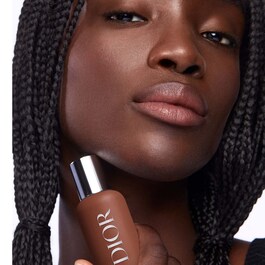 Dior Backstage Face & Body Foundation - Yüz ve Vücut Fondöteni