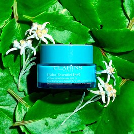 Hydra-Essentiel [HA²] - Normal ve Kuru Ciltler İçin Nemlendirici Krem SPF15