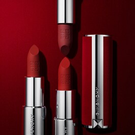Le Rouge Deep Velvet- Pudra Bitişli Mat Ruj 