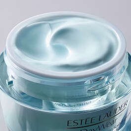 DayWear - Nemlendirici Krem SPF 15