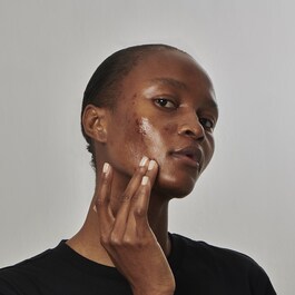 Excess oil solution with 20% niacinamide - Yüz Serumu