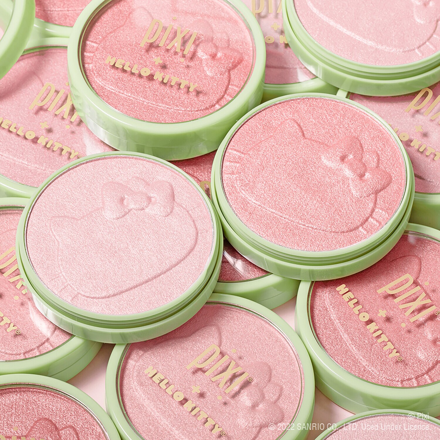 Pixi + Hello Kitty Glowy Powder Pudra PIXI ≡ SEPHORA