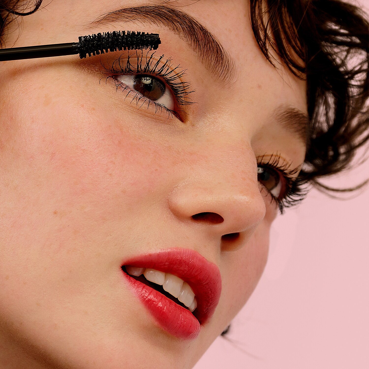 Hacim, Lifting ve Volume Etkili Maskara BENEFIT COSMETICS ≡ SEPHORA