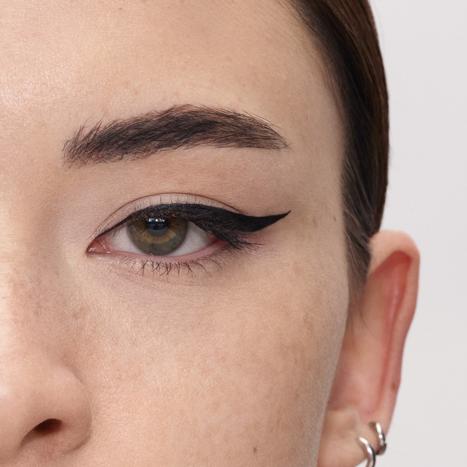 Black Ink Classic Line Eyeliner Eyeliner SEPHORA COLLECTION ≡ SEPHORA