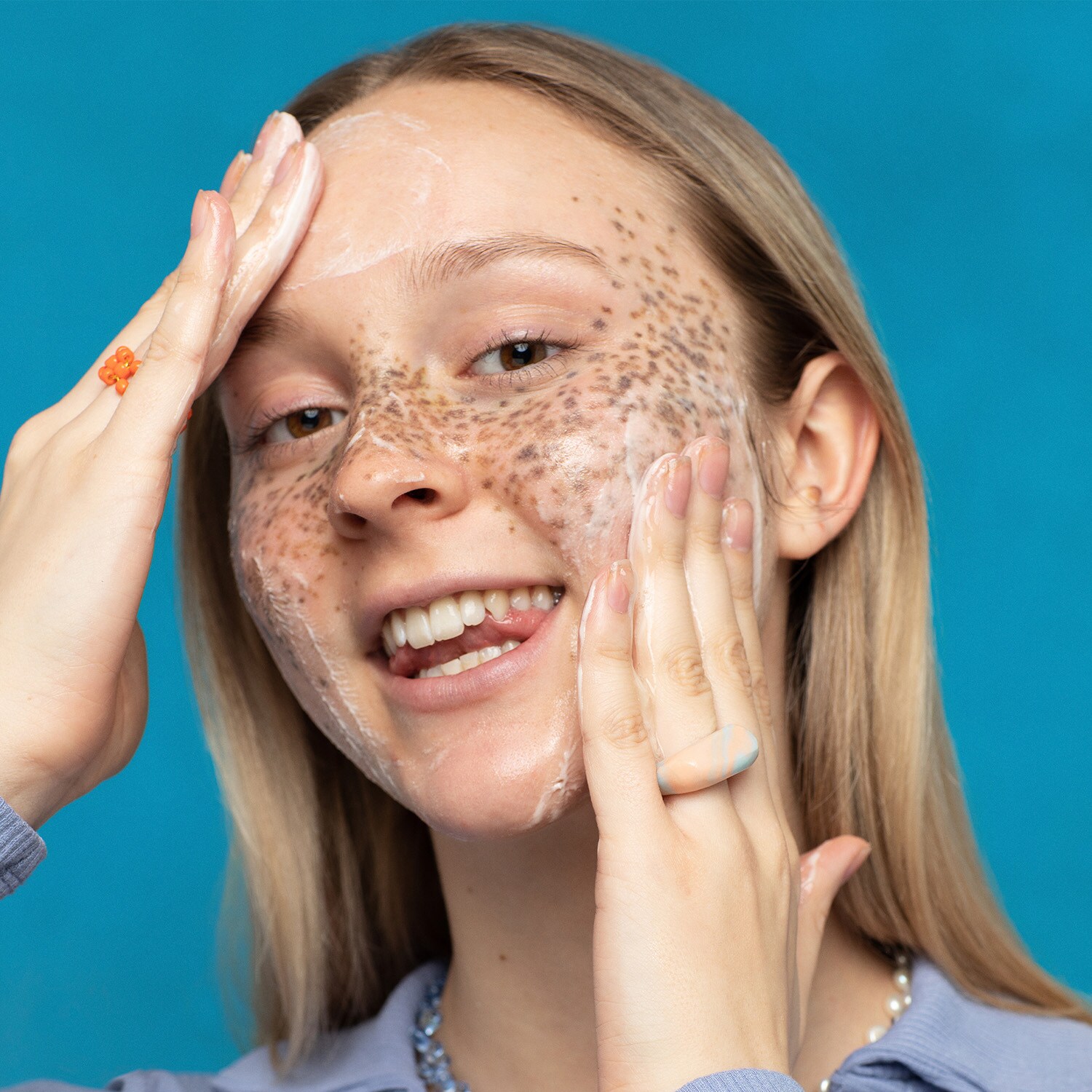 Selfless by Hyram Centella & Green Tea Hydrating Gel Cleanser THE INKEY LIST ≡ SEPHORA